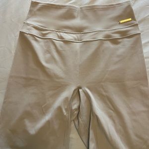 Gymshark Whitney Simmons V3 cycling shorts in mink